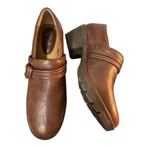 Euro Soft Tarra Brown Vegan Chunky Heeled Slip-On Shoes Size 11